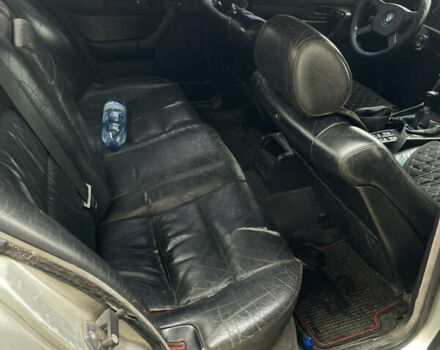 Серый БМВ 5 Серия, объемом двигателя 2.49 л и пробегом 400 тыс. км за 1700 $, фото 4 на Automoto.ua