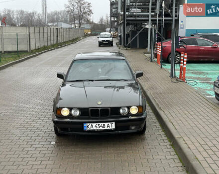 Сірий БМВ 5 Серія, об'ємом двигуна 1.99 л та пробігом 250 тис. км за 3000 $, фото 4 на Automoto.ua
