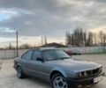 Серый БМВ 5 Серия, объемом двигателя 2 л и пробегом 816 тыс. км за 1600 $, фото 1 на Automoto.ua
