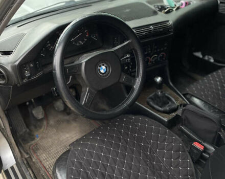 Серый БМВ 5 Серия, объемом двигателя 2.49 л и пробегом 400 тыс. км за 1700 $, фото 3 на Automoto.ua