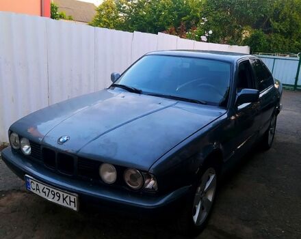 Серый БМВ 5 Серия, объемом двигателя 2.5 л и пробегом 380 тыс. км за 1700 $, фото 3 на Automoto.ua