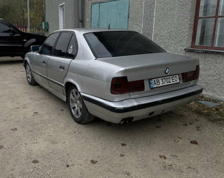 Серый БМВ 5 Серия, объемом двигателя 2.49 л и пробегом 400 тыс. км за 1700 $, фото 1 на Automoto.ua