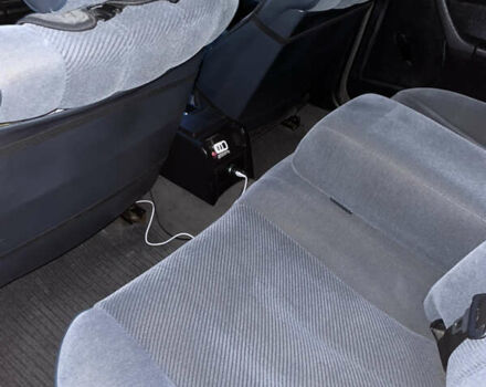 Серый БМВ 5 Серия, объемом двигателя 2.4 л и пробегом 400 тыс. км за 2500 $, фото 10 на Automoto.ua