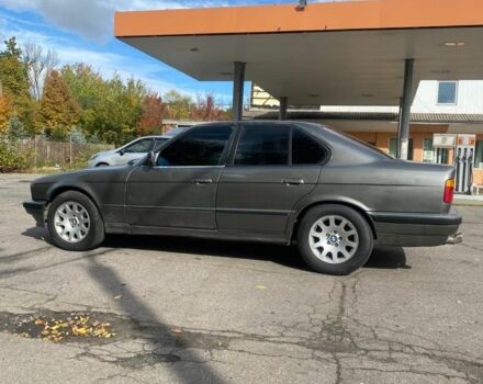 Сірий БМВ 5 Серія, об'ємом двигуна 0 л та пробігом 300 тис. км за 1900 $, фото 6 на Automoto.ua