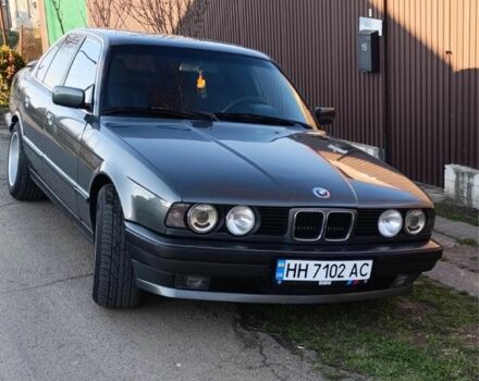 Серый БМВ 5 Серия, объемом двигателя 2 л и пробегом 350 тыс. км за 1700 $, фото 2 на Automoto.ua