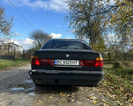 Сірий БМВ 5 Серія, об'ємом двигуна 1.99 л та пробігом 300 тис. км за 1500 $, фото 3 на Automoto.ua