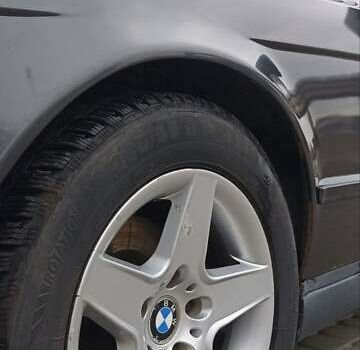 Сірий БМВ 5 Серія, об'ємом двигуна 2.5 л та пробігом 400 тис. км за 3300 $, фото 3 на Automoto.ua