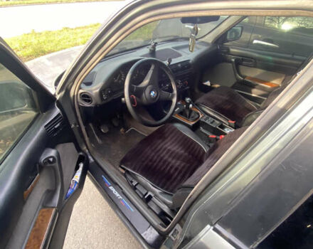 Серый БМВ 5 Серия, объемом двигателя 1.99 л и пробегом 560 тыс. км за 2799 $, фото 5 на Automoto.ua