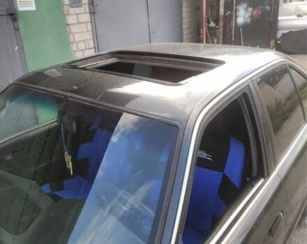 Серый БМВ 5 Серия, объемом двигателя 2 л и пробегом 400 тыс. км за 1700 $, фото 7 на Automoto.ua