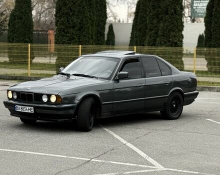 Сірий БМВ 5 Серія, об'ємом двигуна 2 л та пробігом 29 тис. км за 2300 $, фото 3 на Automoto.ua