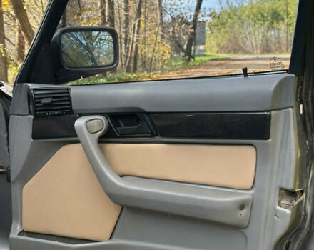 Серый БМВ 5 Серия, объемом двигателя 2.4 л и пробегом 350 тыс. км за 2450 $, фото 15 на Automoto.ua