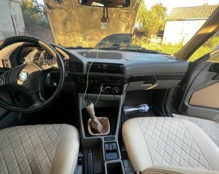 Серый БМВ 5 Серия, объемом двигателя 2.4 л и пробегом 535 тыс. км за 2500 $, фото 5 на Automoto.ua