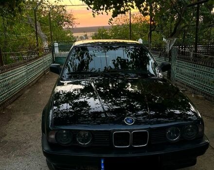 Сірий БМВ 5 Серія, об'ємом двигуна 2 л та пробігом 0 тис. км за 3000 $, фото 1 на Automoto.ua