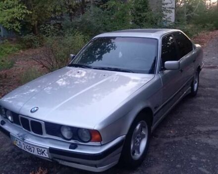 Сірий БМВ 5 Серія, об'ємом двигуна 2 л та пробігом 700 тис. км за 2300 $, фото 1 на Automoto.ua