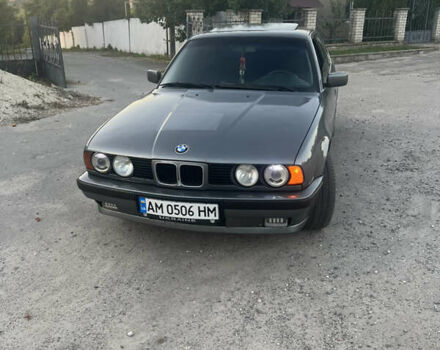 Серый БМВ 5 Серия, объемом двигателя 2 л и пробегом 414 тыс. км за 3400 $, фото 1 на Automoto.ua