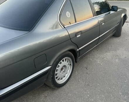 Серый БМВ 5 Серия, объемом двигателя 2 л и пробегом 414 тыс. км за 3400 $, фото 2 на Automoto.ua