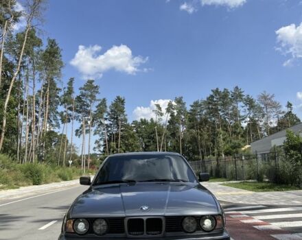 Сірий БМВ 5 Серія, об'ємом двигуна 2 л та пробігом 370 тис. км за 2700 $, фото 1 на Automoto.ua