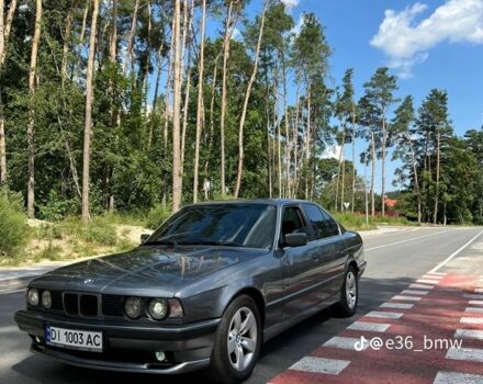 Серый БМВ 5 Серия, объемом двигателя 2 л и пробегом 3 тыс. км за 2700 $, фото 2 на Automoto.ua