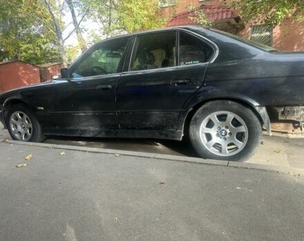 Серый БМВ 5 Серия, объемом двигателя 2 л и пробегом 3 тыс. км за 1350 $, фото 4 на Automoto.ua