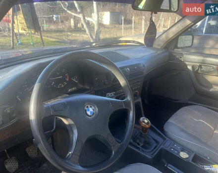 Сірий БМВ 5 Серія, об'ємом двигуна 1.99 л та пробігом 400 тис. км за 1800 $, фото 2 на Automoto.ua