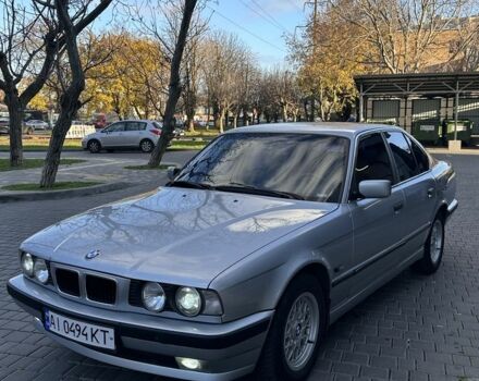 Сірий БМВ 5 Серія, об'ємом двигуна 2.5 л та пробігом 400 тис. км за 3300 $, фото 1 на Automoto.ua