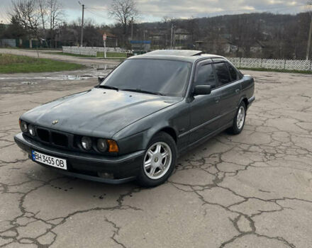 Сірий БМВ 5 Серія, об'ємом двигуна 2.5 л та пробігом 400 тис. км за 3900 $, фото 1 на Automoto.ua