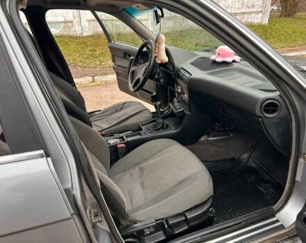 Серый БМВ 5 Серия, объемом двигателя 2 л и пробегом 3 тыс. км за 2300 $, фото 6 на Automoto.ua