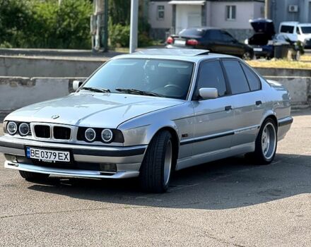 Серый БМВ 5 Серия, объемом двигателя 2.5 л и пробегом 0 тыс. км за 3200 $, фото 3 на Automoto.ua