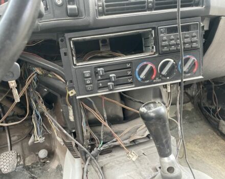 Сірий БМВ 5 Серія, об'ємом двигуна 2.5 л та пробігом 250 тис. км за 1200 $, фото 1 на Automoto.ua