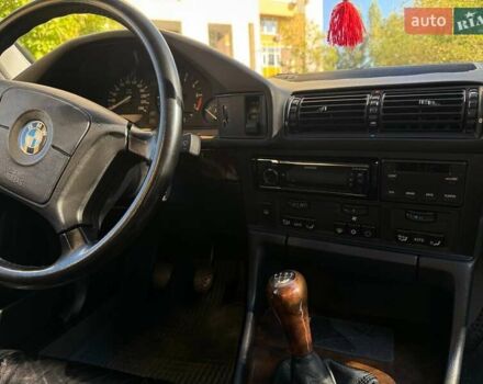 Серый БМВ 5 Серия, объемом двигателя 2 л и пробегом 294 тыс. км за 7337 $, фото 22 на Automoto.ua