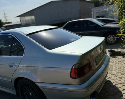 Серый БМВ 5 Серия, объемом двигателя 2.5 л и пробегом 266 тыс. км за 5500 $, фото 3 на Automoto.ua