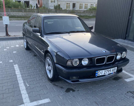 Серый БМВ 5 Серия, объемом двигателя 1.99 л и пробегом 300 тыс. км за 3500 $, фото 1 на Automoto.ua
