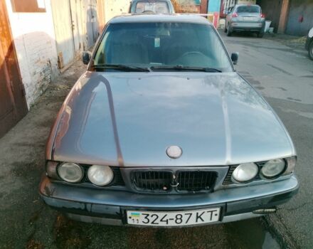 Серый БМВ 5 Серия, объемом двигателя 0 л и пробегом 999 тыс. км за 850 $, фото 1 на Automoto.ua