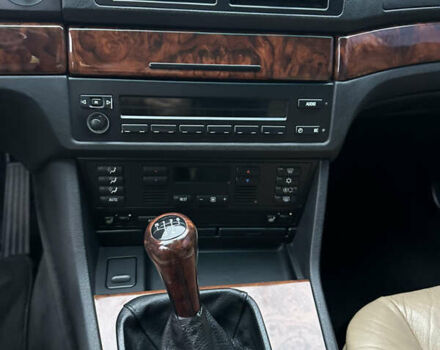 Сірий БМВ 5 Серія, об'ємом двигуна 2.5 л та пробігом 250 тис. км за 8000 $, фото 39 на Automoto.ua