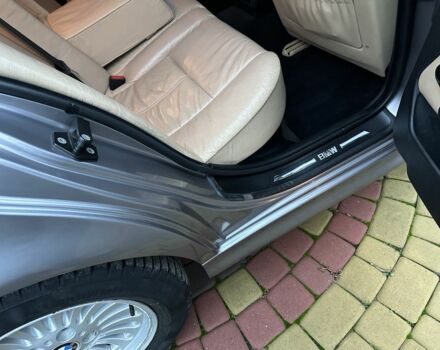 Сірий БМВ 5 Серія, об'ємом двигуна 2.5 л та пробігом 250 тис. км за 8000 $, фото 6 на Automoto.ua