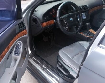 Серый БМВ 5 Серия, объемом двигателя 2.8 л и пробегом 250 тыс. км за 3000 $, фото 7 на Automoto.ua