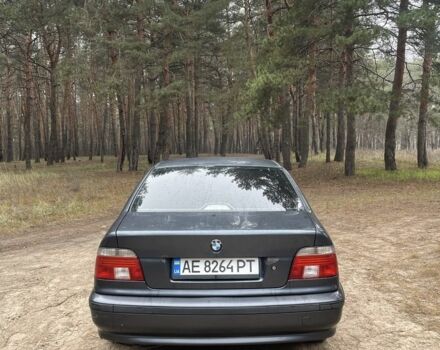 Серый БМВ 5 Серия, объемом двигателя 2.5 л и пробегом 230 тыс. км за 2900 $, фото 2 на Automoto.ua