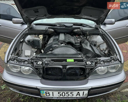 Сірий БМВ 5 Серія, об'ємом двигуна 2.5 л та пробігом 250 тис. км за 8000 $, фото 88 на Automoto.ua