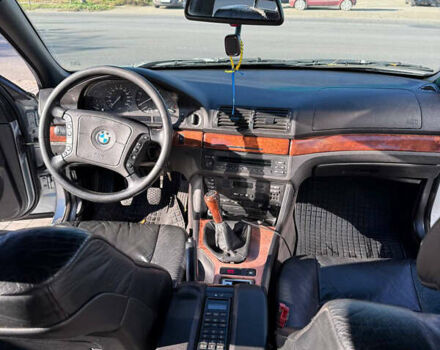 Сірий БМВ 5 Серія, об'ємом двигуна 2.79 л та пробігом 222 тис. км за 2950 $, фото 3 на Automoto.ua