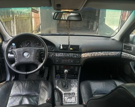 Серый БМВ 5 Серия, объемом двигателя 2.5 л и пробегом 315 тыс. км за 6000 $, фото 2 на Automoto.ua