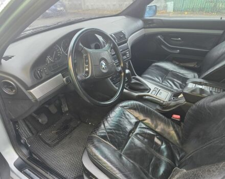 Серый БМВ 5 Серия, объемом двигателя 2.5 л и пробегом 300 тыс. км за 3600 $, фото 11 на Automoto.ua