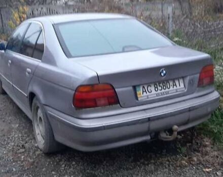 Серый БМВ 5 Серия, объемом двигателя 2.8 л и пробегом 343 тыс. км за 3100 $, фото 3 на Automoto.ua