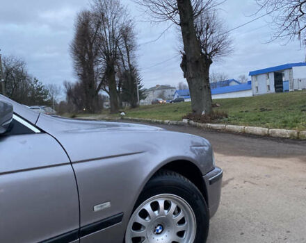 Серый БМВ 5 Серия, объемом двигателя 2.8 л и пробегом 420 тыс. км за 3500 $, фото 6 на Automoto.ua