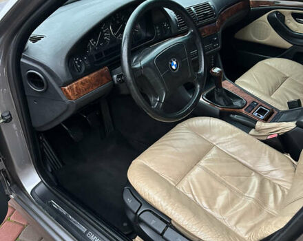 Сірий БМВ 5 Серія, об'ємом двигуна 2.5 л та пробігом 250 тис. км за 8000 $, фото 93 на Automoto.ua