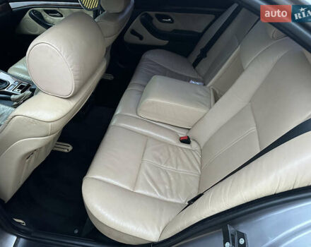 Сірий БМВ 5 Серія, об'ємом двигуна 2.5 л та пробігом 250 тис. км за 8000 $, фото 43 на Automoto.ua