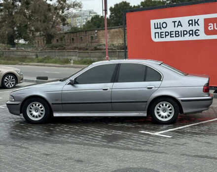 Серый БМВ 5 Серия, объемом двигателя 2.79 л и пробегом 450 тыс. км за 3500 $, фото 8 на Automoto.ua