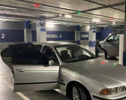 Серый БМВ 5 Серия, объемом двигателя 2.49 л и пробегом 370 тыс. км за 3950 $, фото 4 на Automoto.ua