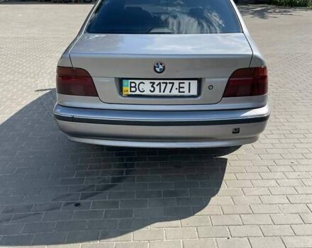 Серый БМВ 5 Серия, объемом двигателя 2 л и пробегом 400 тыс. км за 4000 $, фото 3 на Automoto.ua