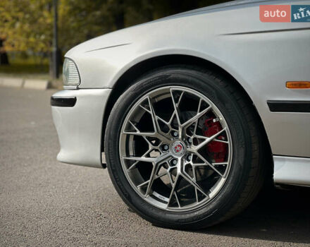 Серый БМВ 5 Серия, объемом двигателя 2.8 л и пробегом 540 тыс. км за 8000 $, фото 4 на Automoto.ua