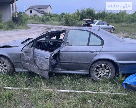 Сірий БМВ 5 Серія, об'ємом двигуна 2.8 л та пробігом 300 тис. км за 2999 $, фото 1 на Automoto.ua